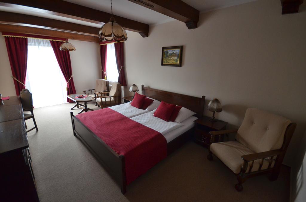 Villa Zerotin Penzion Bed & Breakfast Velké Losiny Kültér fotó