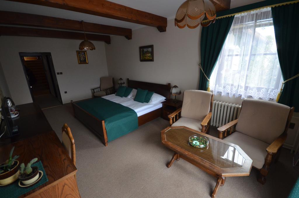 Villa Zerotin Penzion Bed & Breakfast Velké Losiny Kültér fotó