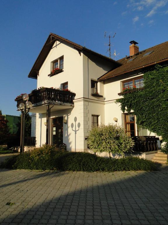 Villa Zerotin Penzion Bed & Breakfast Velké Losiny Kültér fotó