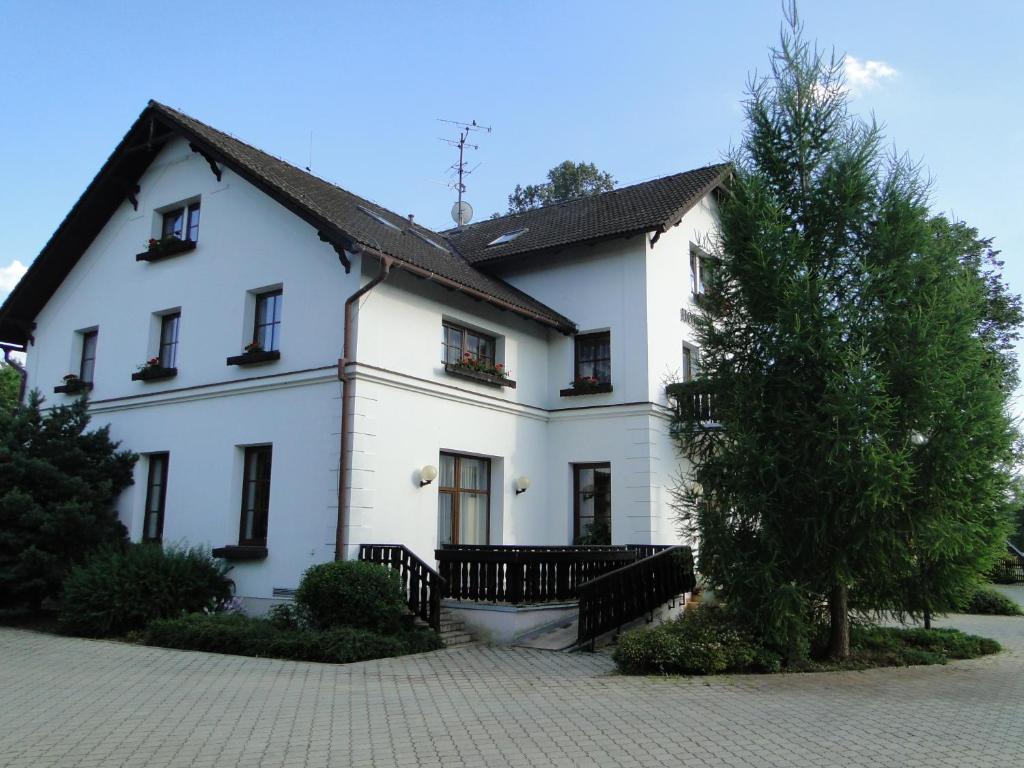 Villa Zerotin Penzion Bed & Breakfast Velké Losiny Kültér fotó